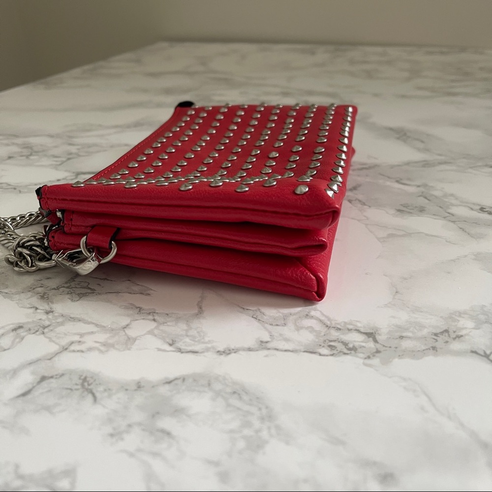 Zara small zipper pouch with detachable chain - Picture 3 of 8